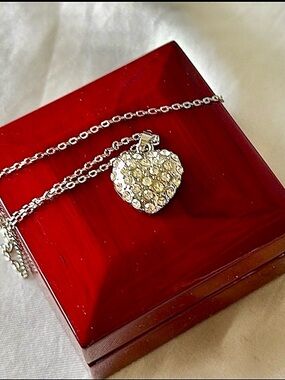 Romantic Silver Heart Pavé Rhinestone Pendant 18” Chain Necklace Dainty Feminine